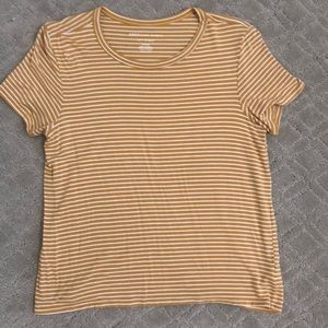 American Eagle tee